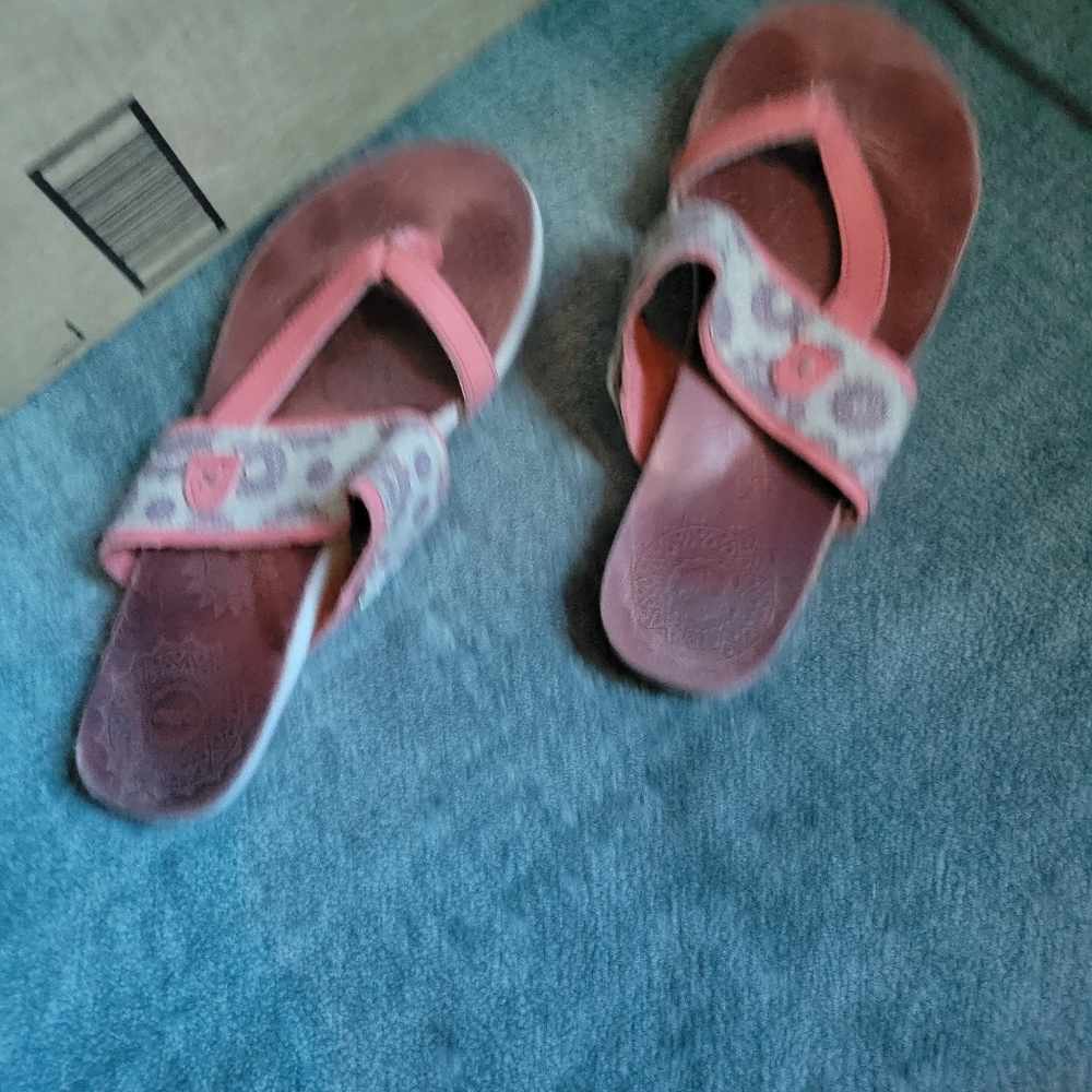 Cushe womens sandals w/ arch support size 6